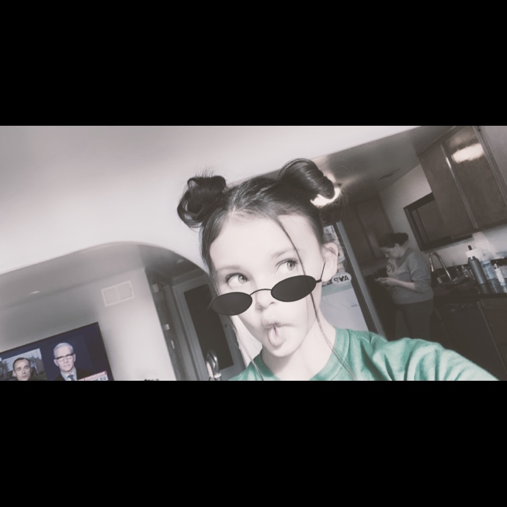 Meet your Posher, Zoe